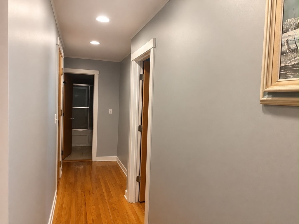 1511 W Pratt Boulevard - Photo 3