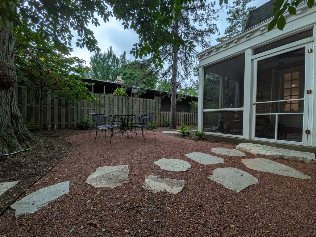 2741 Lincolnwood Drive - Photo 26