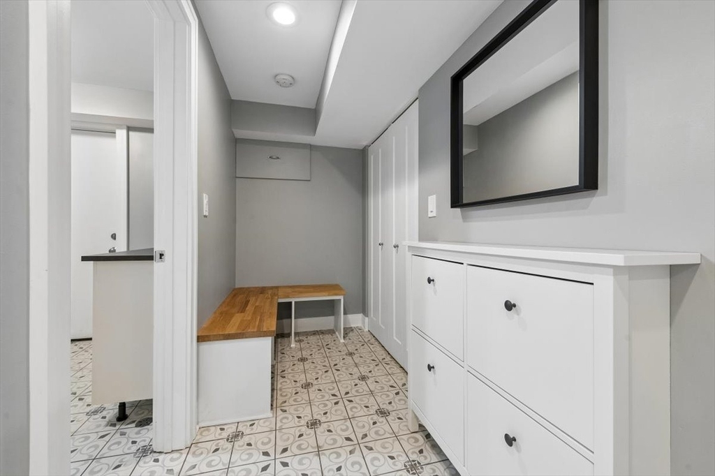 2741 Lincolnwood Drive - Photo 44