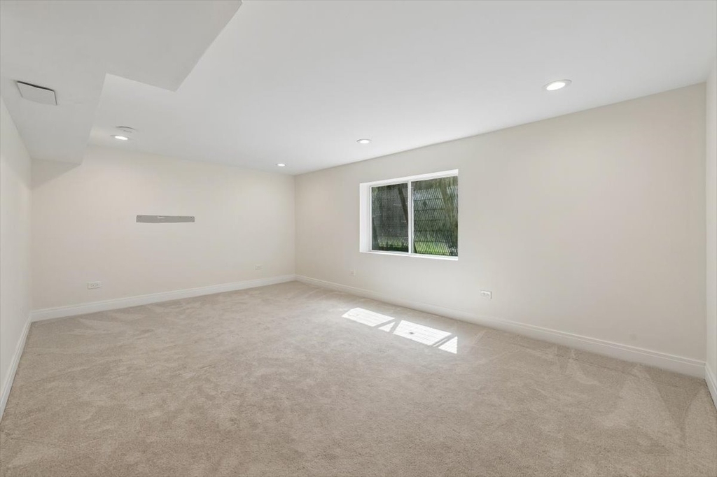 2741 Lincolnwood Drive - Photo 42