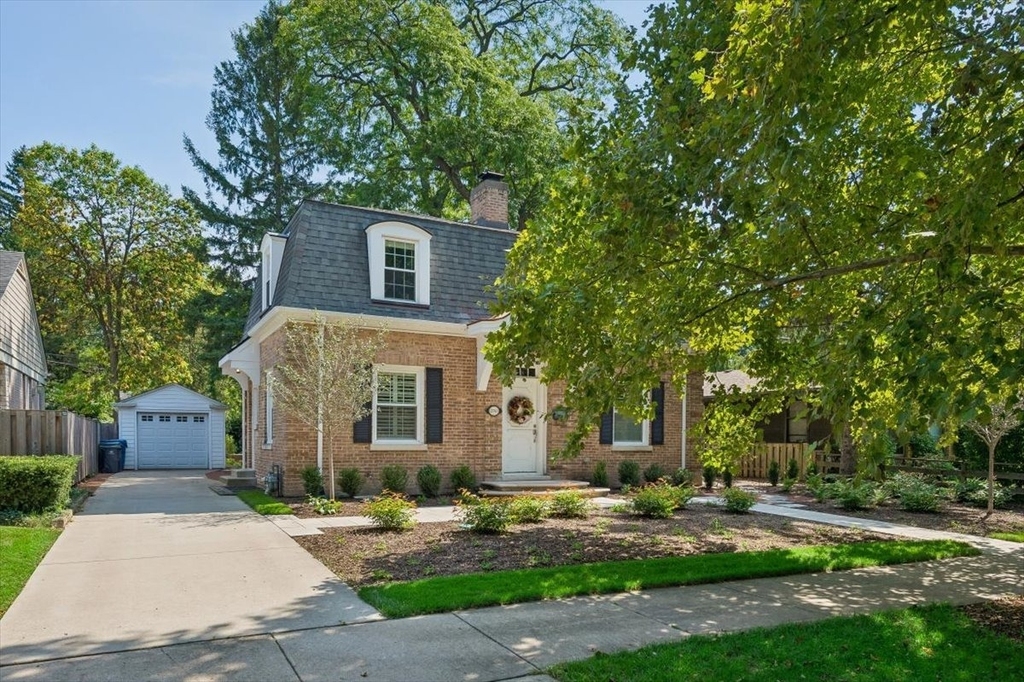 2741 Lincolnwood Drive - Photo 29