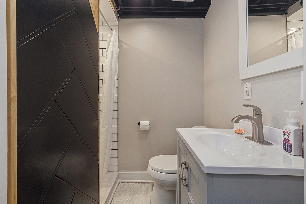 772 Lake Road - Photo 21