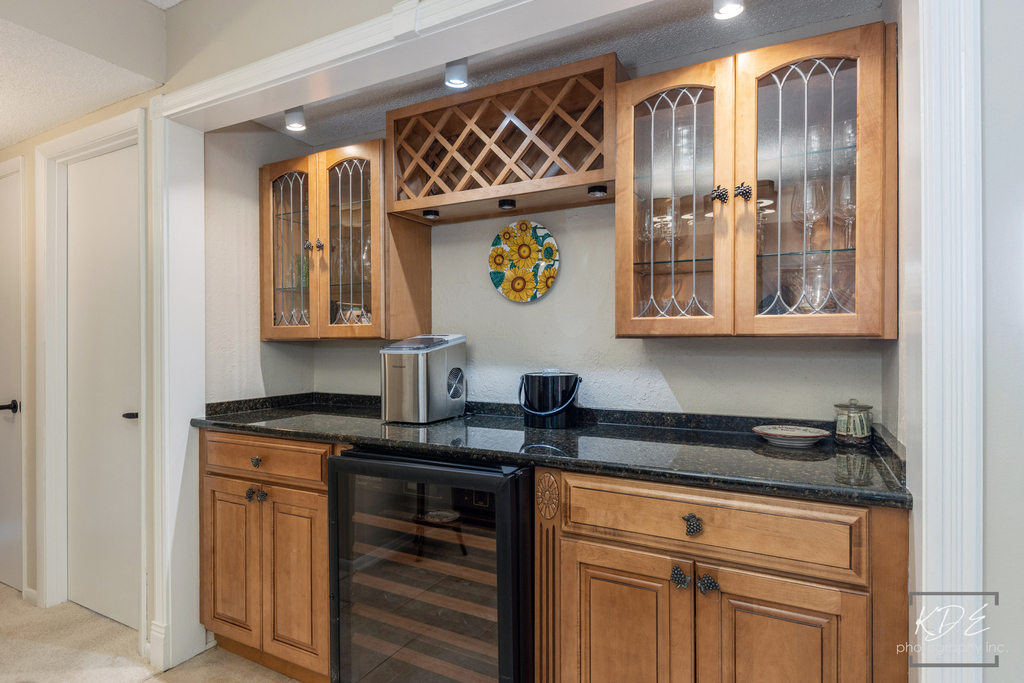 511 Aurora Avenue - Photo 14