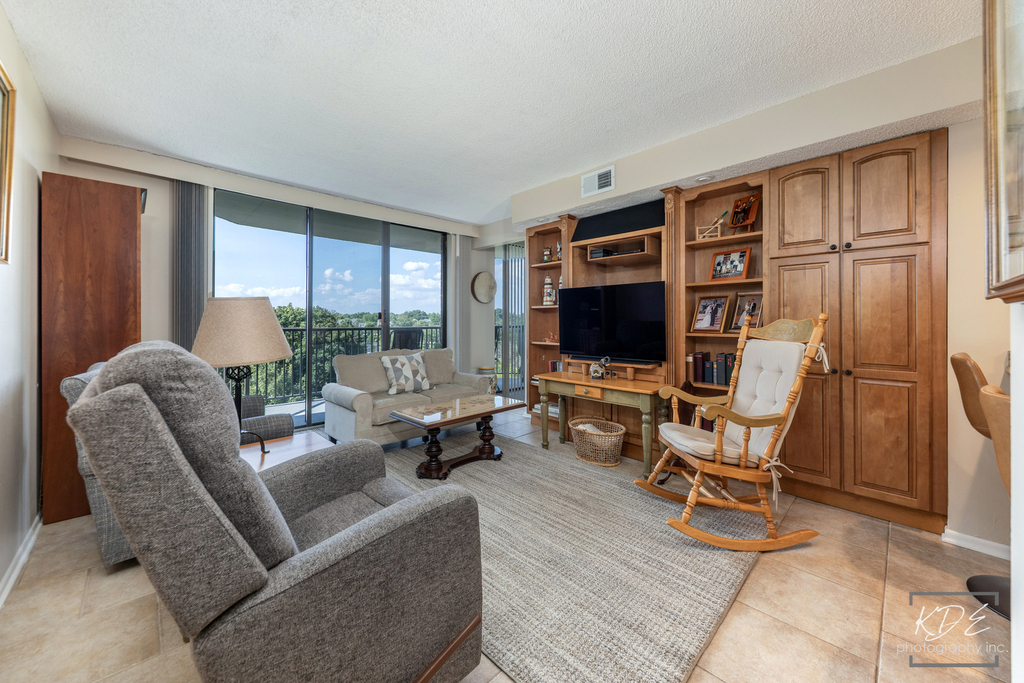 511 Aurora Avenue - Photo 7