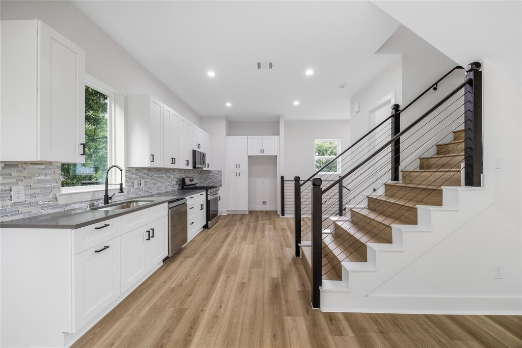 891 Lucky Street - Photo 7