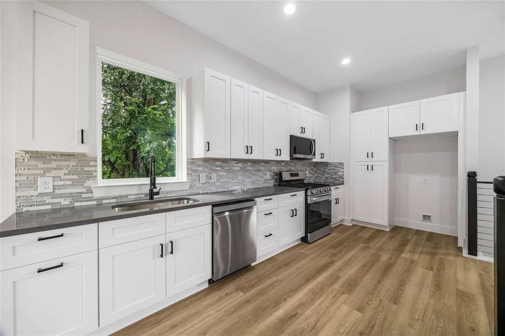 891 Lucky Street - Photo 8
