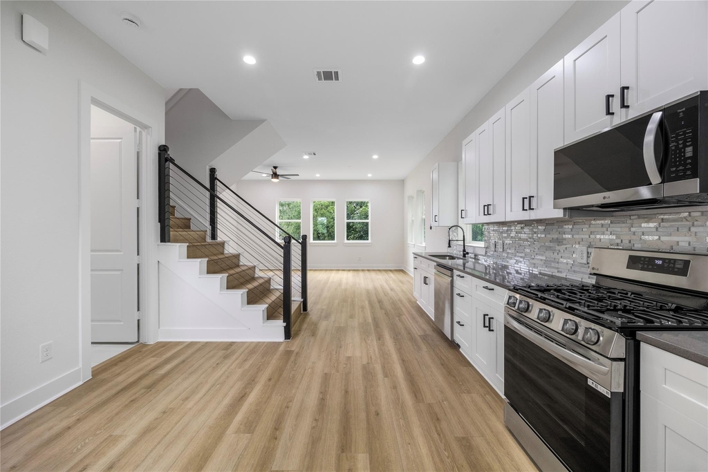 891 Lucky Street - Photo 4