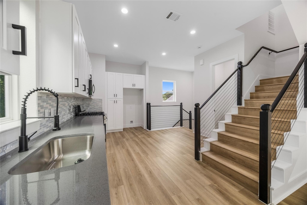 891 Lucky Street - Photo 6