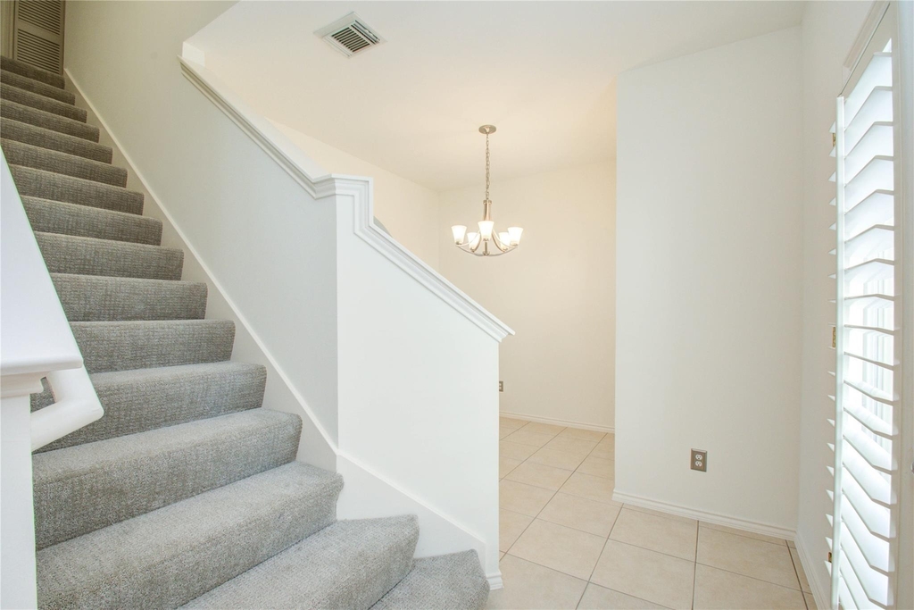1016 Rochow Street - Photo 18