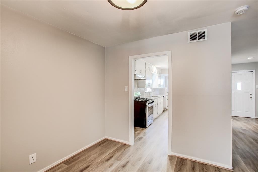 4137 Woodfin Street - Photo 6
