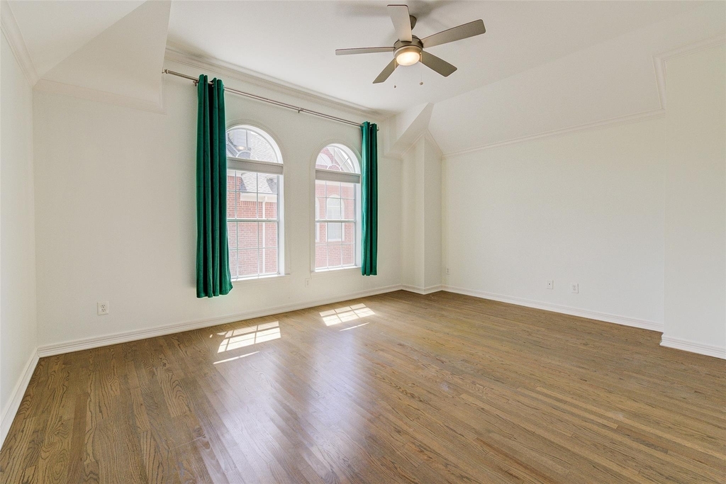 1413 Michigan Street - Photo 13