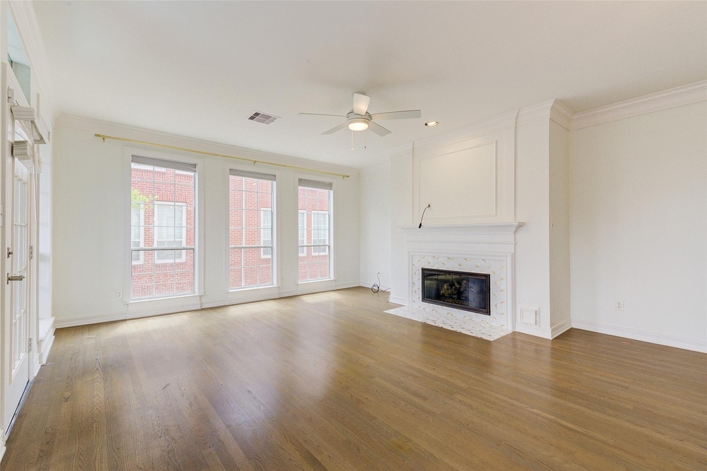 1413 Michigan Street - Photo 5