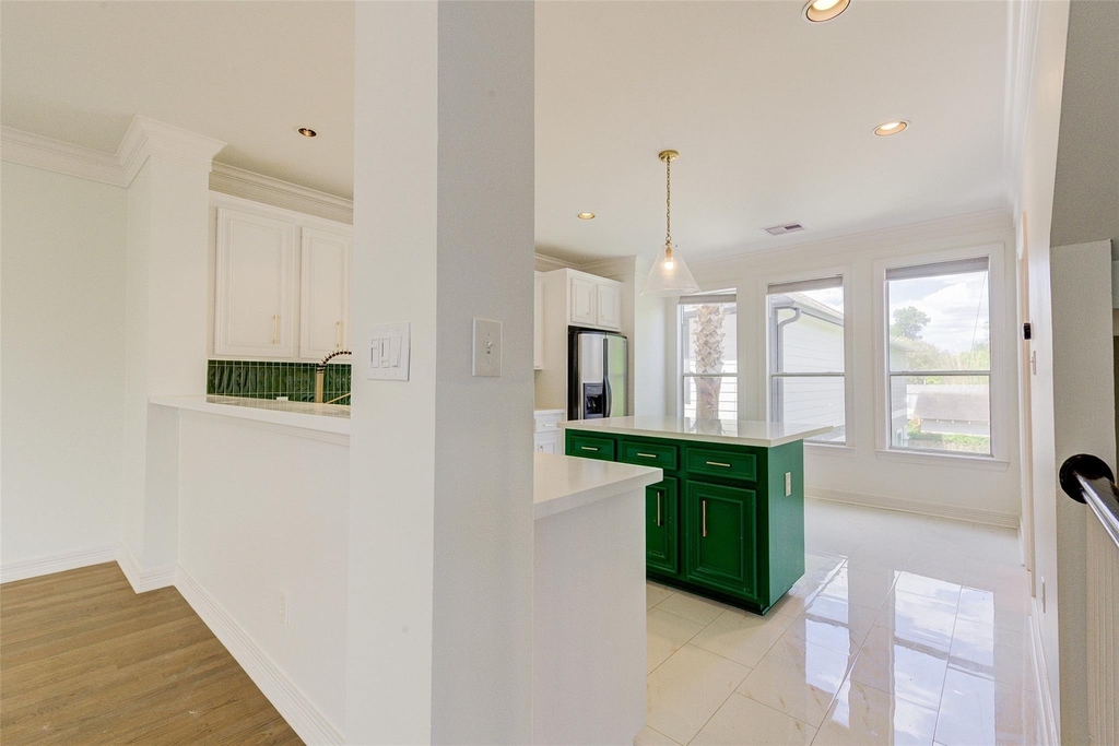 1413 Michigan Street - Photo 7