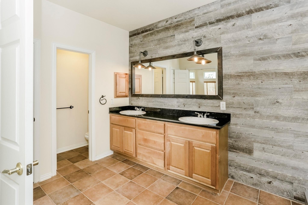 1635 Fairview Drive - Photo 13