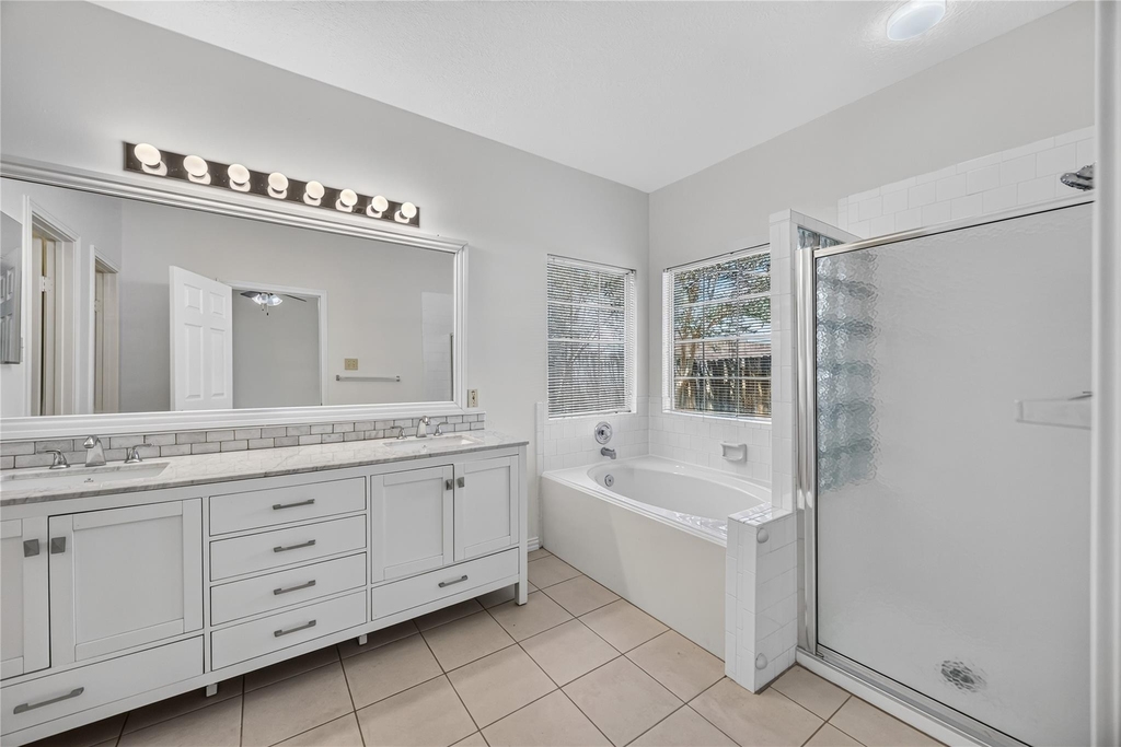 88 Laughing Brook Court - Photo 13