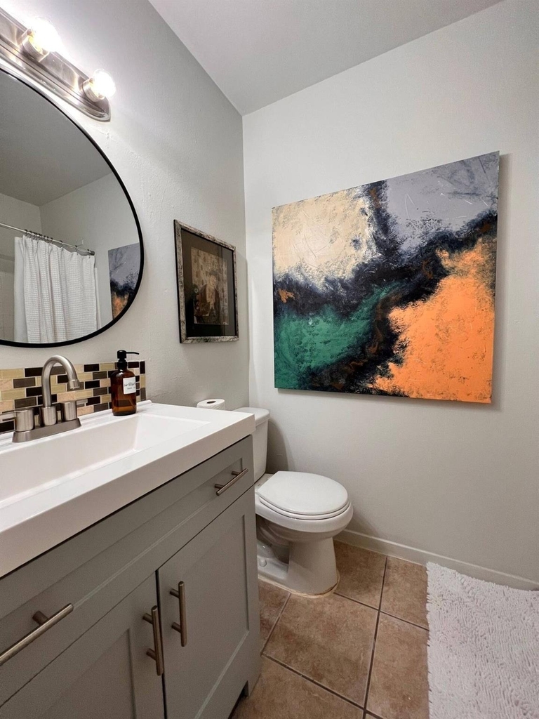 306 Hawthorne Street - Photo 15