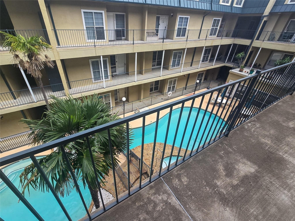 921 Marine Drive - Photo 19