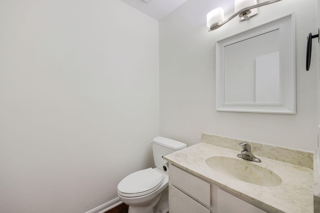 1914 Augusta Drive - Photo 14