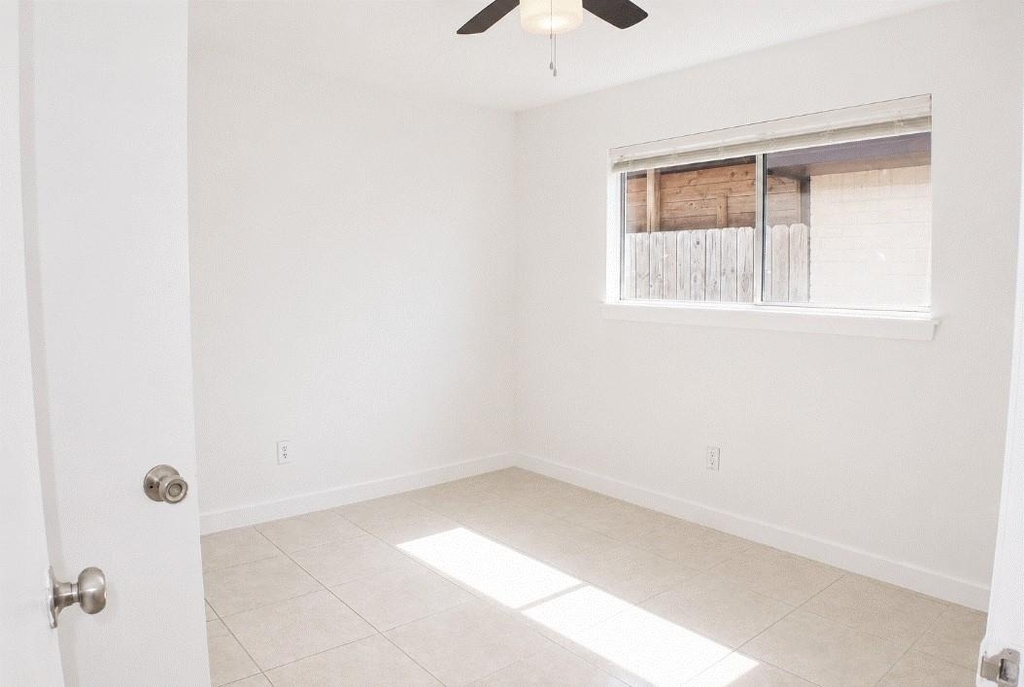 11118 High Star Drive - Photo 19