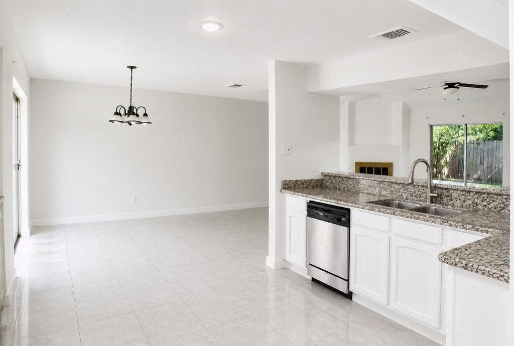 11118 High Star Drive - Photo 6