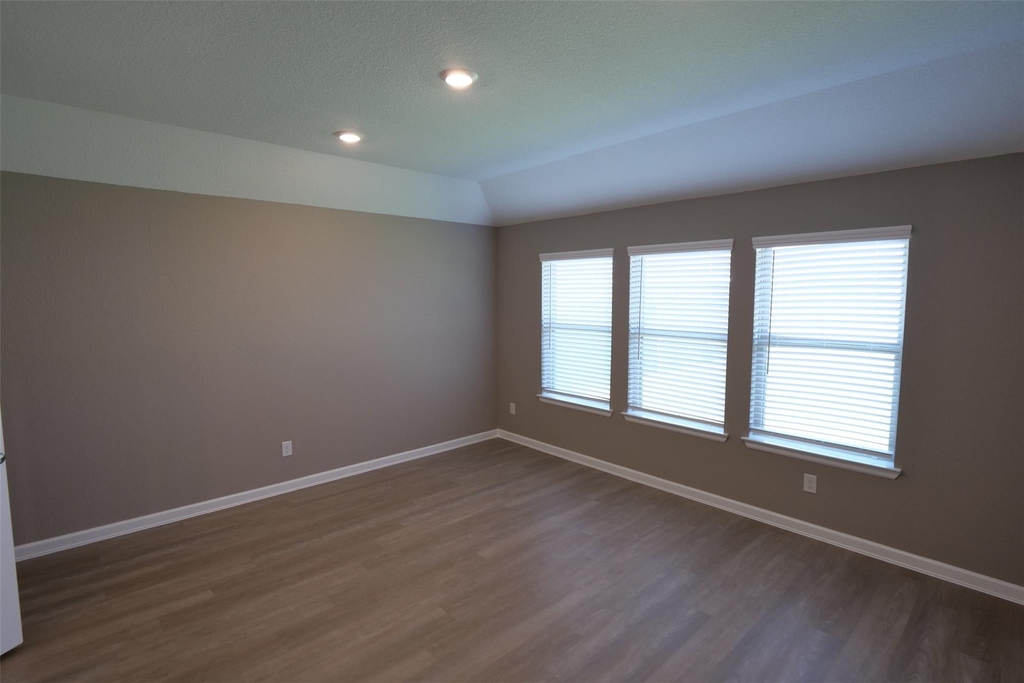 7211 Songlark Landing - Photo 10