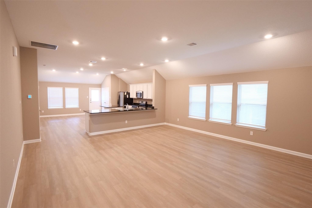 7211 Songlark Landing - Photo 2