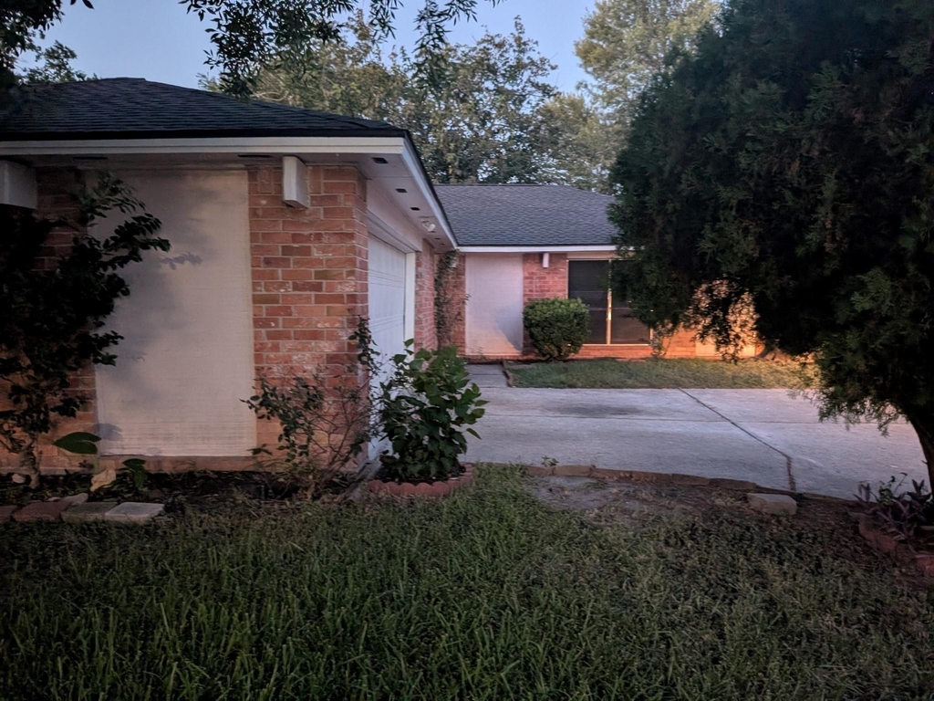 11818 Sawmill Stream Circle - Photo 1