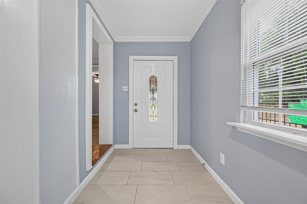 4715 Chapman Street - Photo 5