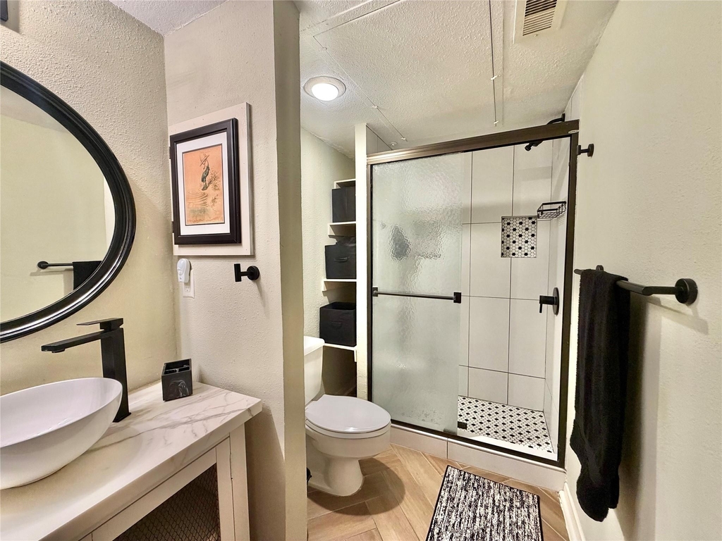 1311 Antoine Drive - Photo 9