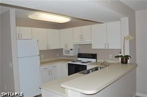 8214 Key Royal Circle - Photo 18