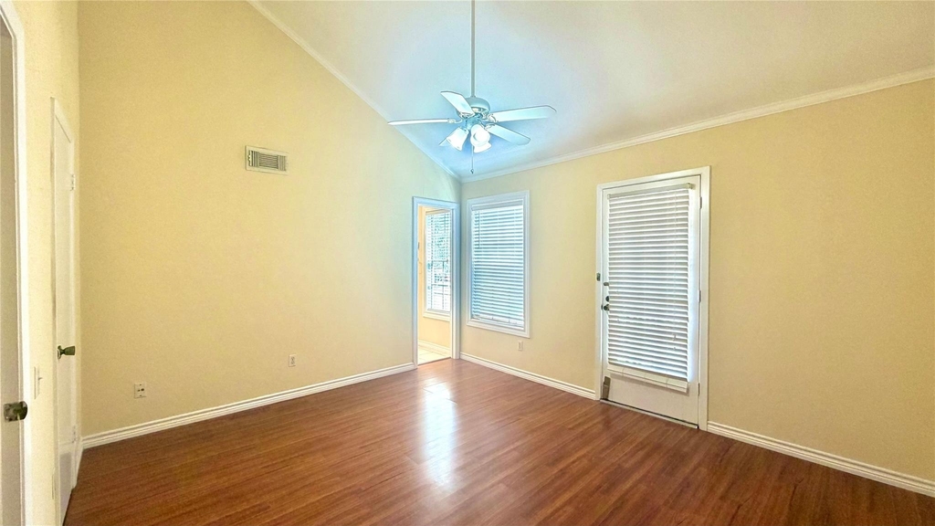 11710 Southlake Drive - Photo 29