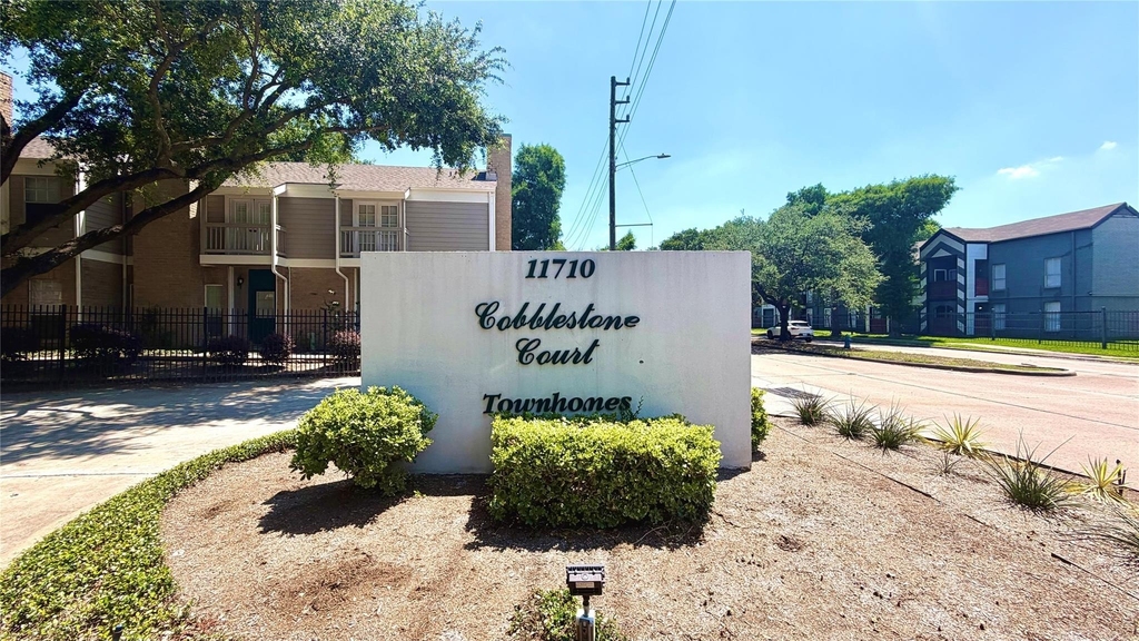 11710 Southlake Drive - Photo 35