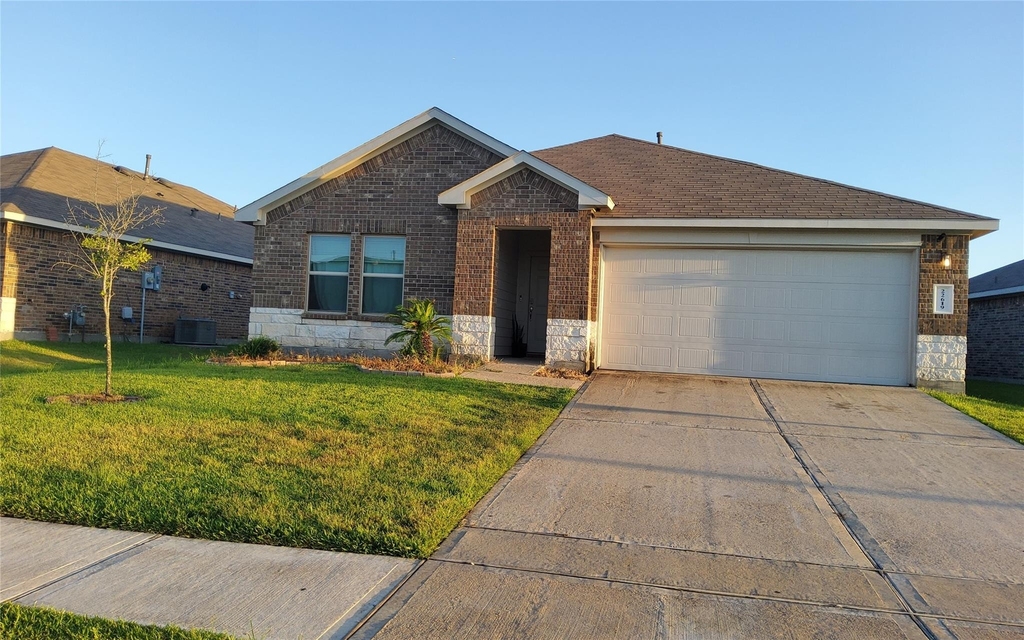 22619 Castello Lakes Drive - Photo 4