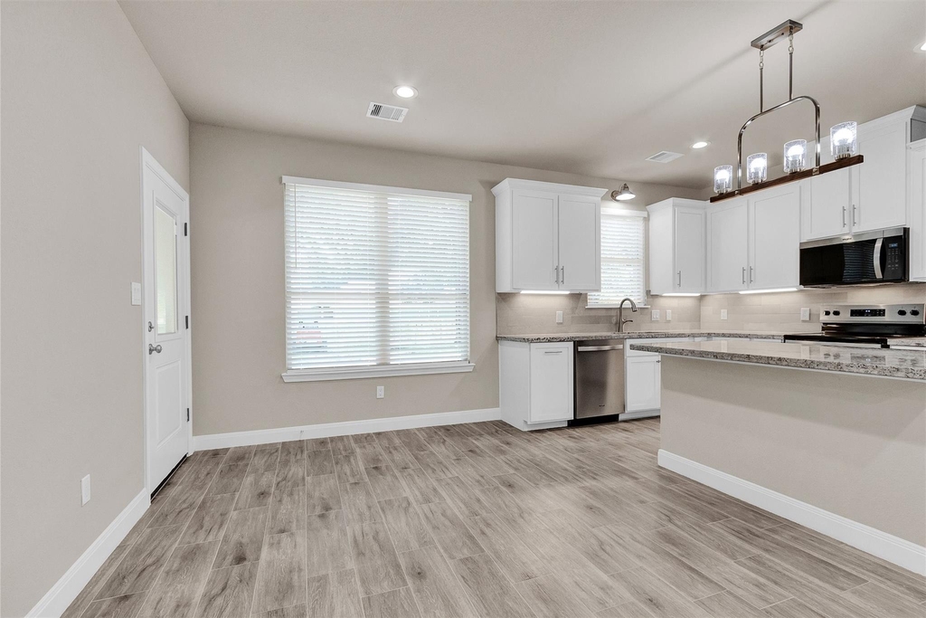 11101 Park Dr - Photo 14