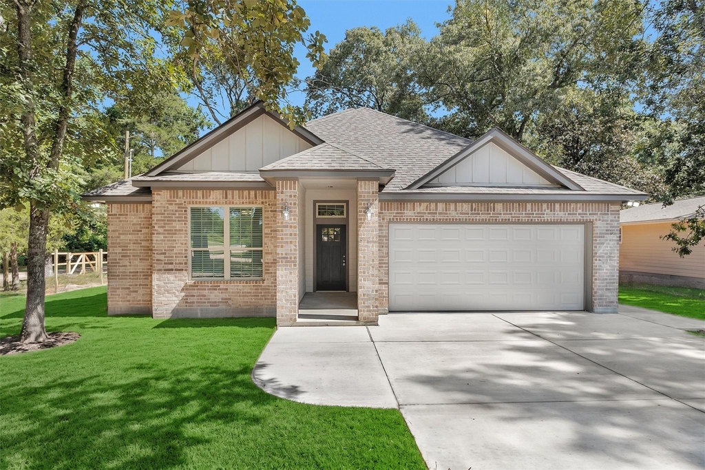 11101 Park Dr - Photo 0