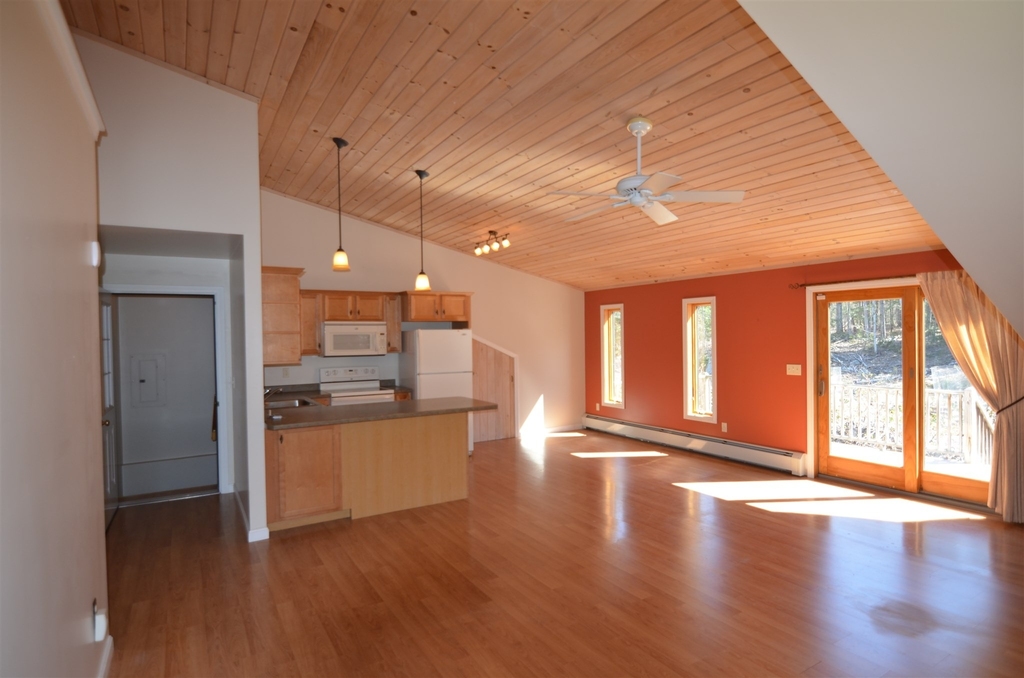 83 Bowles - Photo 3