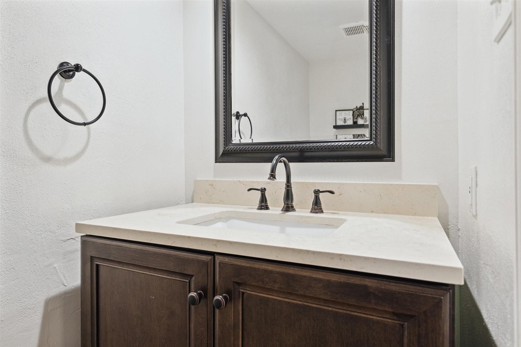 2074 Augusta Drive - Photo 7