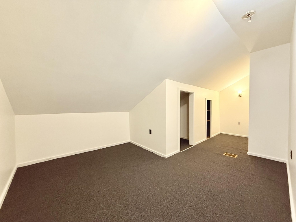 503 Tamworth - Photo 17