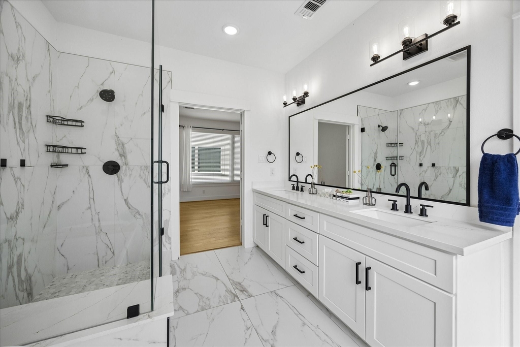 208 N York Street - Photo 19