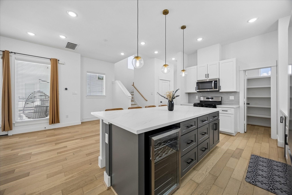 208 N York Street - Photo 13