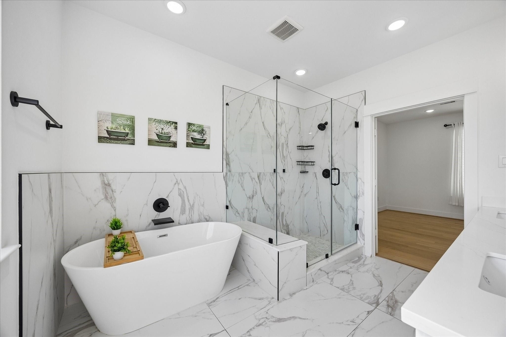 208 N York Street - Photo 6