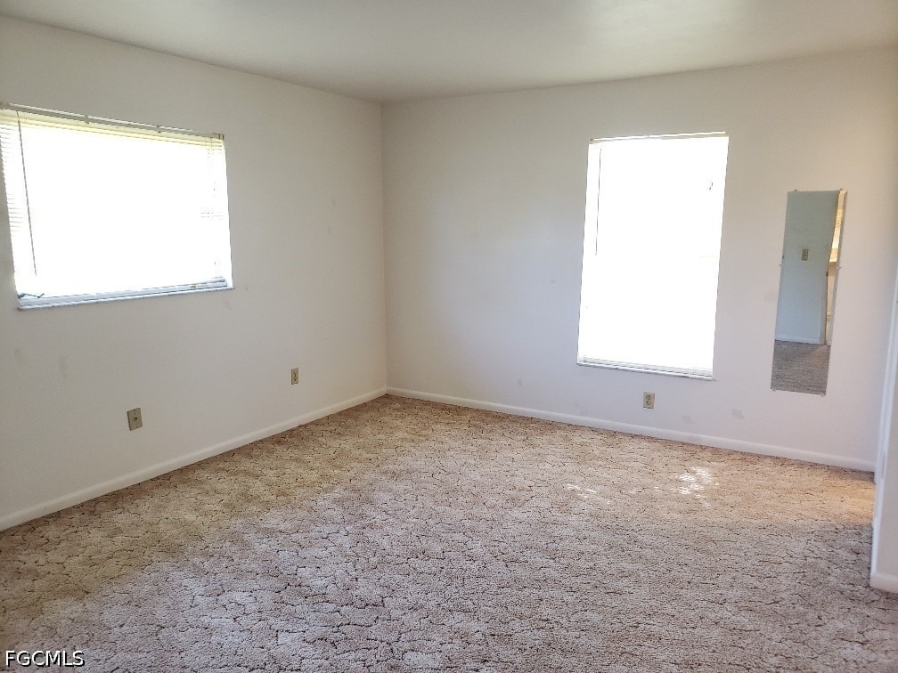 120 Sw Trafalgar Parkway - Photo 6