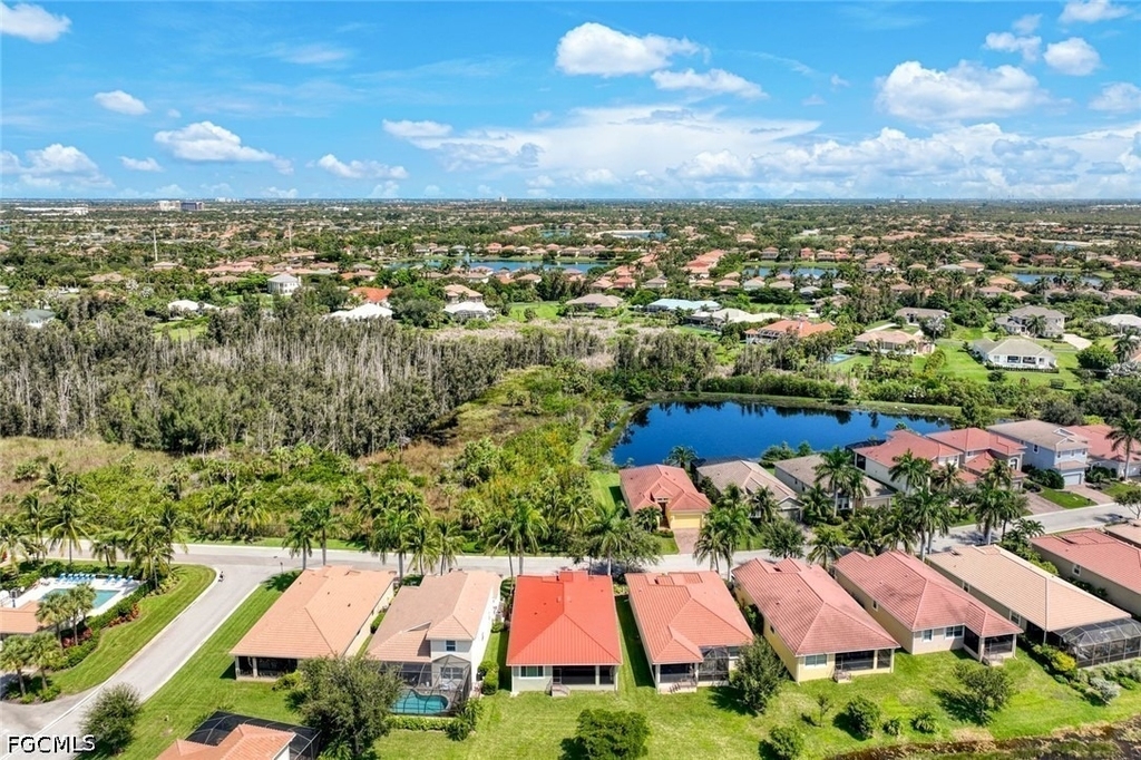 8649 Banyan Bay Boulevard - Photo 45