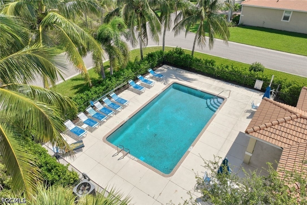 8649 Banyan Bay Boulevard - Photo 38