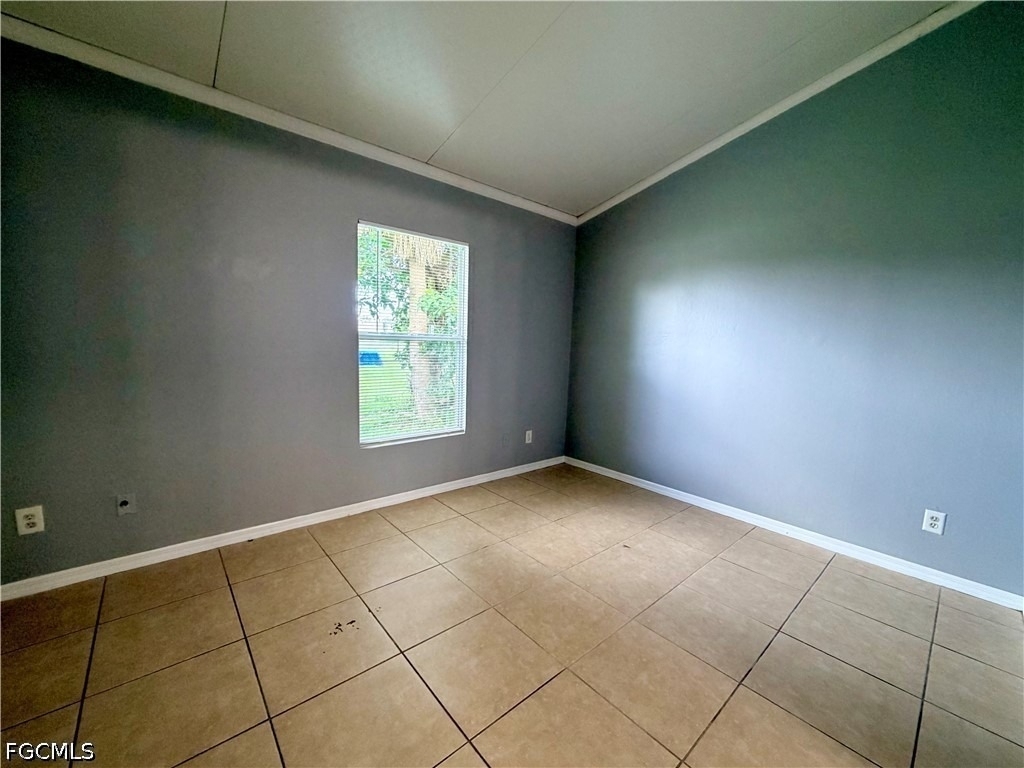 616 Santa Barbara Boulevard - Photo 5