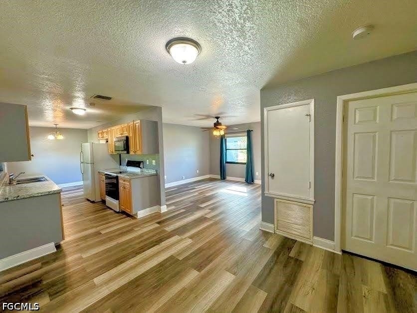 2026 Schooner Drive - Photo 5