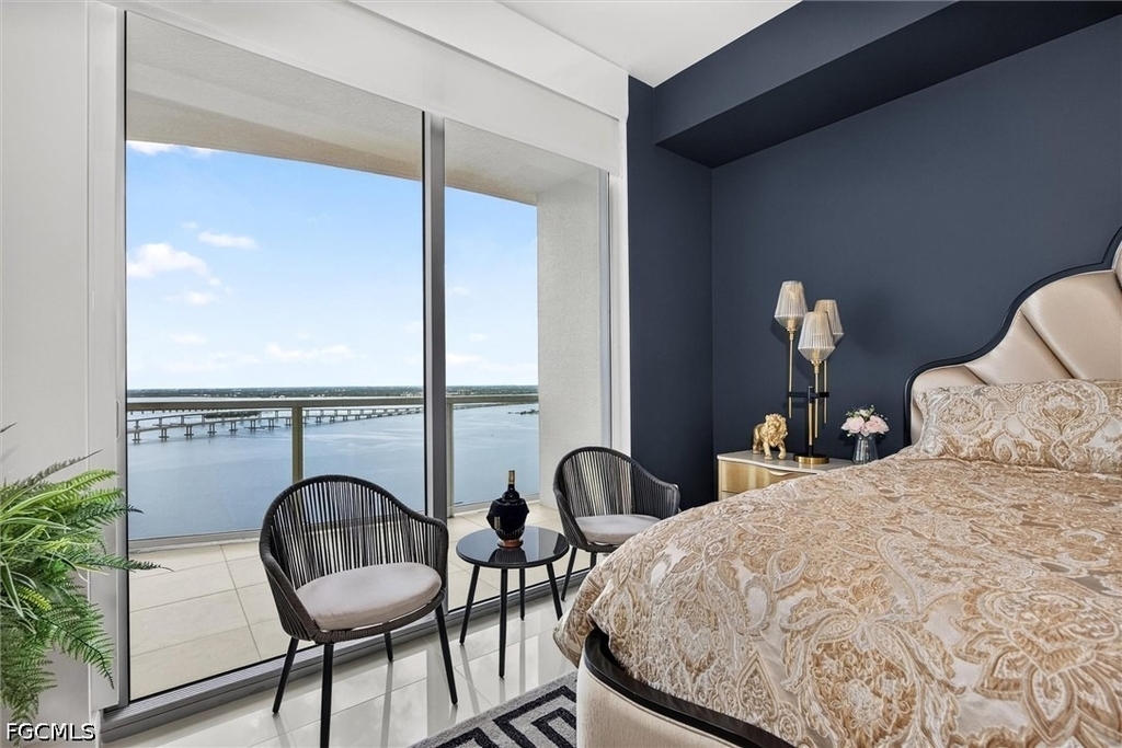 3000 Oasis Grand Boulevard - Photo 20
