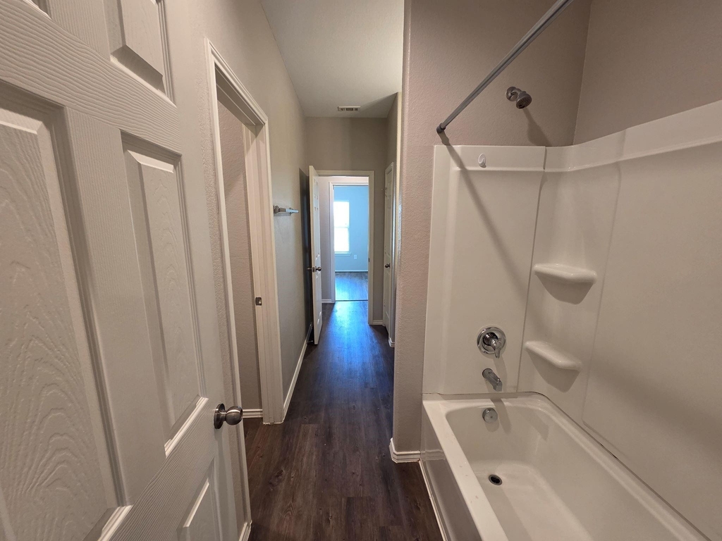 20714 Southern Woods Drive - Photo 26