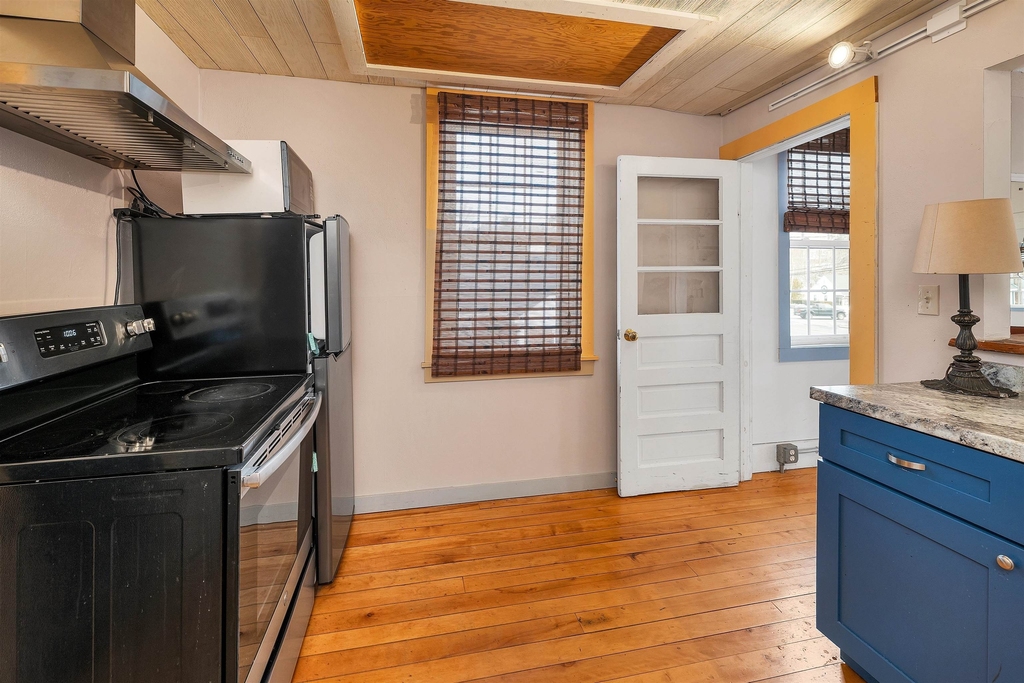 141 Main - Photo 6