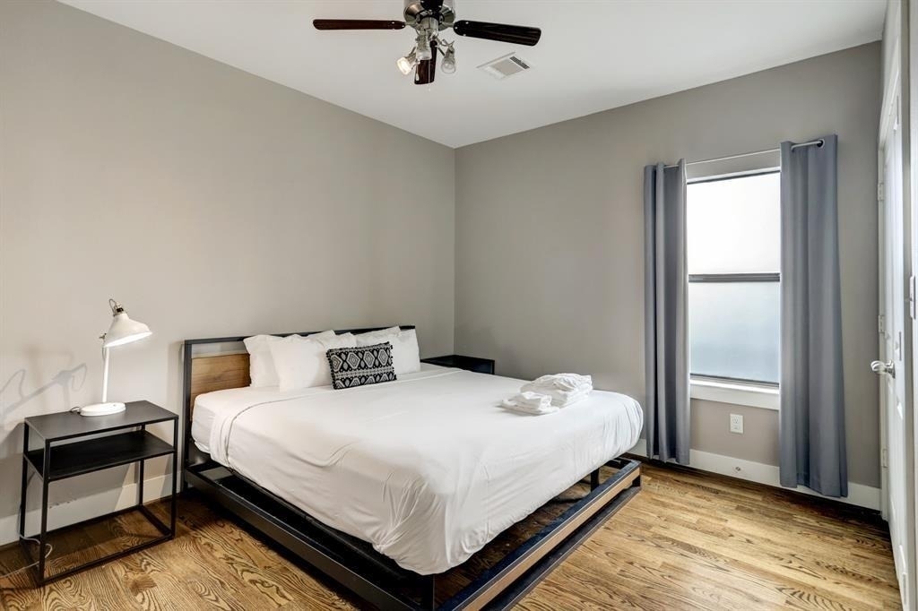 4727 Bell Street - Photo 6